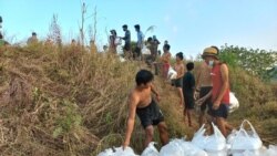 မြဝတီခရိုင်တိုက်ပွဲကြောင့် ထိုင်းနိုင်ငံတွင်း စစ်ပြေးဒုက္ခသည် ၁၀,၀၀၀ ကျော် ရောက်နေ မြဝတီခရိုင်တိုက်ပွဲကြောင့် ထိုင်းနိုင်ငံတွင်း စစ်ပြေးဒုက္ခသည် ၁၀,၀၀၀ ကျော် ရောက်နေ