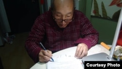 王晶垚在一篇声明中签字,真相大白前拒绝红卫兵宋彬彬等对打死他妻子做出的道歉。(照片取自网络)