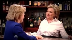 Гілларі Клінтон зіграла бармена. Відео Гілларі Клінтон зіграла бармена. Відео