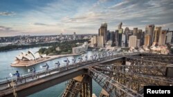 澳大利亚最大城市悉尼的高楼、歌剧院、港湾和港湾大桥(2017年5月2日)