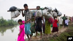 မှတ်တမ်းဓါတ်ပုံ- ၂၀၁၇ နိုဝင်ဘာတုန်းက ထွက်ပြေးလာကြတဲ့ ရိုဟင်ဂျာ ဒုက္ခသည်များ
