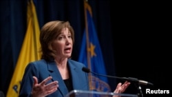 美国疾病控制与预防中心国家免疫和呼吸疾病中心主任麦斯尼耶(Nancy Messonnier)于2020年1月28日在华盛顿就此次冠状病毒爆发的公共卫生应对措施发表讲话。