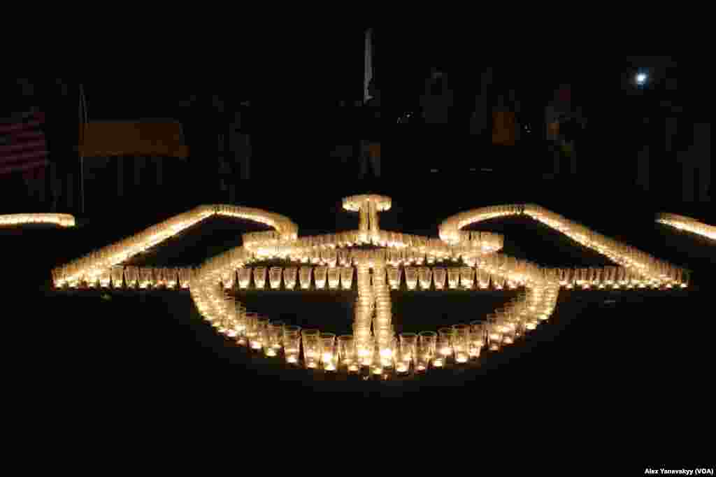 "Іскра єдності від Вашингтона до України"