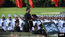 2017年6月30日,中国国家主席习近平在香港阅兵。