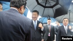 2019年6月27日,在日本大阪府泉佐野举行的G20领导人峰会开始前,中国国家主席习近平抵达日本关西国际机场。