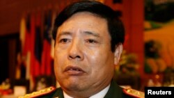 Bộ trưởng Quốc phòng Việt Nam, Đại tướng Phùng Quang Thanh.