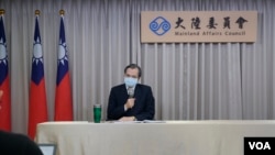 台湾启动对香港抗争者的援助,陆委会主委陈明通6月18日召开记者会,公布香港人道援助关怀行动专案(美国之音黄丽玲摄)
