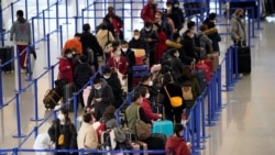 时事大家谈:听信中共宣传疫情好转,海外华人回国挤爆机场 时事大家谈:听信中共宣传疫情好转,海外华人回国挤爆机场