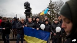 俄罗斯议会支持克里米亚公投