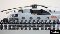 中国海军2009年4月23日在山东青岛举行国际阅舰式庆祝中国海军建军60周年。(资料照片)