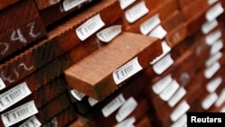 资料照:澳大利亚悉尼附近的一个木材仓库