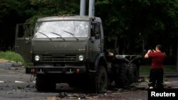 Сліди бою у Донецьку