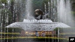 雨中的博鳌论坛举行地点(42013年4月6日)