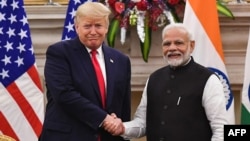 资料照:美国总统特朗普与印度总理莫迪在新德里举行会晤。(2020年2月25日)