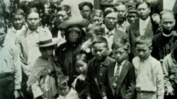 艰辛与成就:华裔美国人的移民之路(2):排斥和接纳 艰辛与成就:华裔美国人的移民之路(2):排斥和接纳