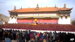 四川阿坝格尔登寺(资料照)