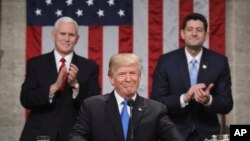 川普总统在国会发表国情咨文演说。(2018年1月30日)