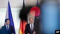 3月12日,菲律宾总统费迪南德·小马科斯(Ferdinand Marcos Jr.)与德国总理奥拉夫·朔尔茨(Olaf Scholz)会谈后举行记者会。