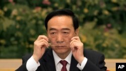 2017年10月19日,在北京举行的中共第十九次党代会期间,新疆党委书记陈全国在新疆代表团会议上。