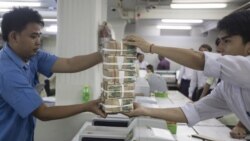 မြန်မာနိုင်ငံ ဘဏ်လုပ်ငန်း မတည်ငြိမ်တာ ဘာကြောင့်လဲ မြန်မာနိုင်ငံ ဘဏ်လုပ်ငန်း မတည်ငြိမ်တာ ဘာကြောင့်လဲ